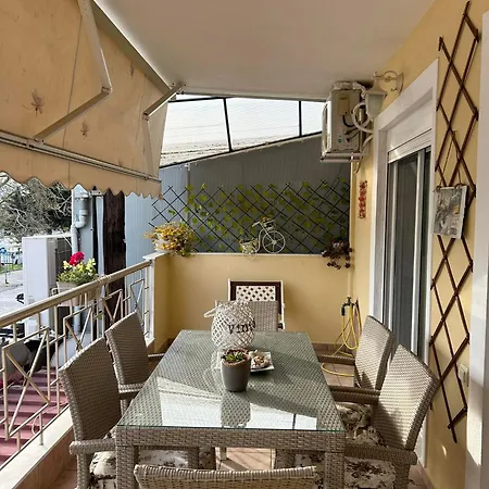 Sofi's Seaside アパート